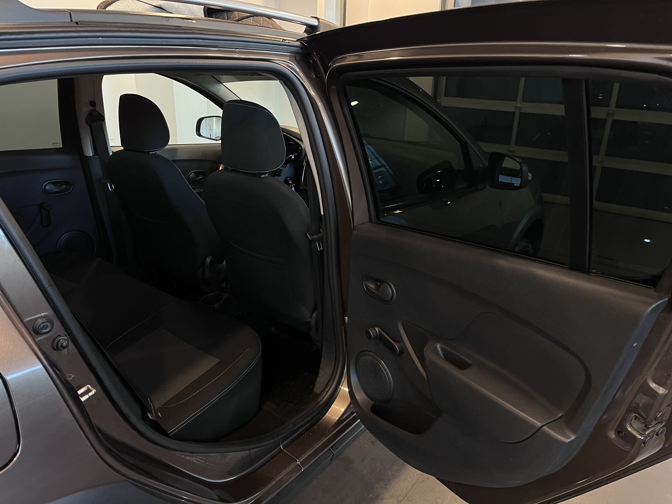 RENAULT SANDERO