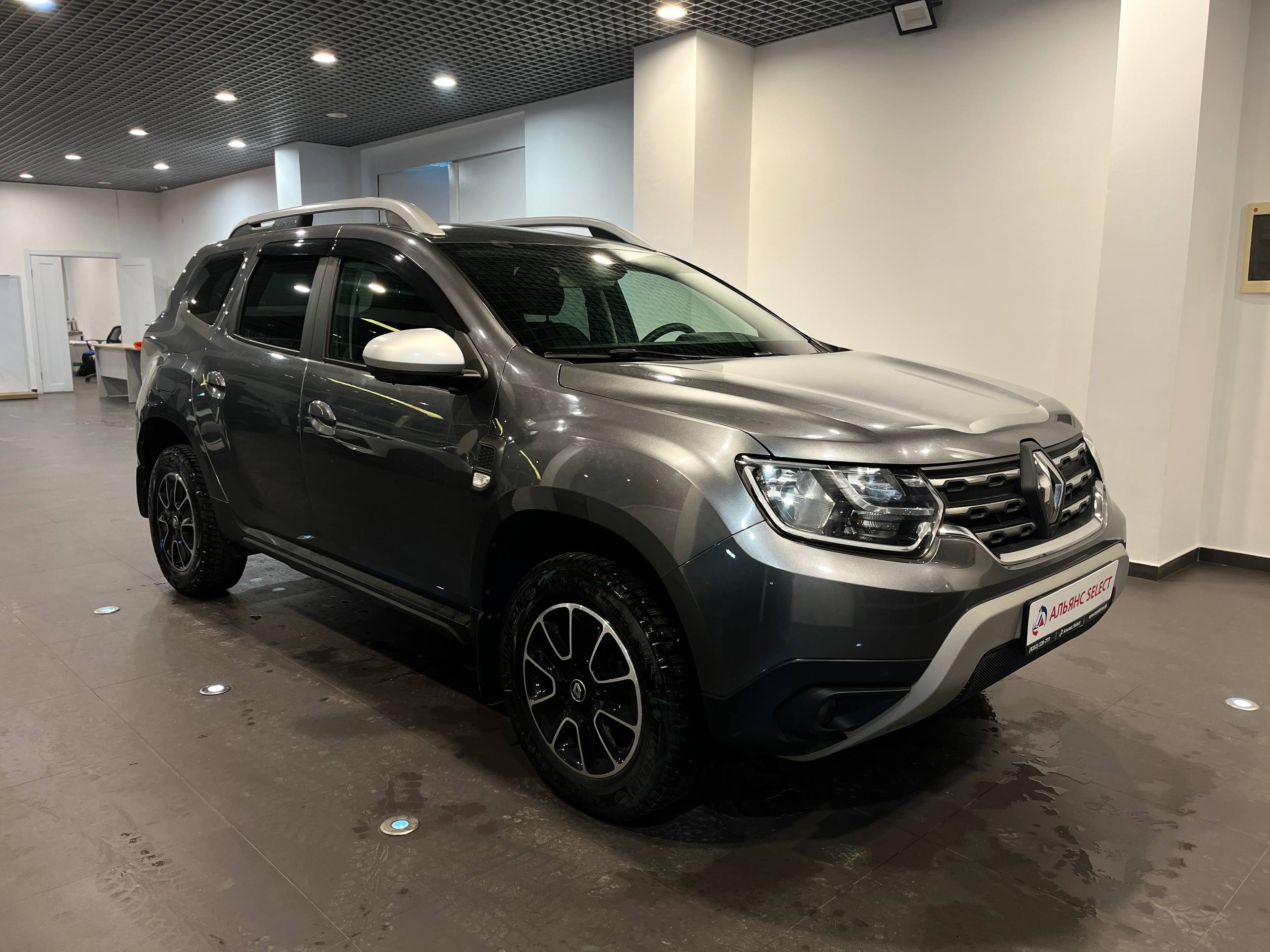 RENAULT DUSTER