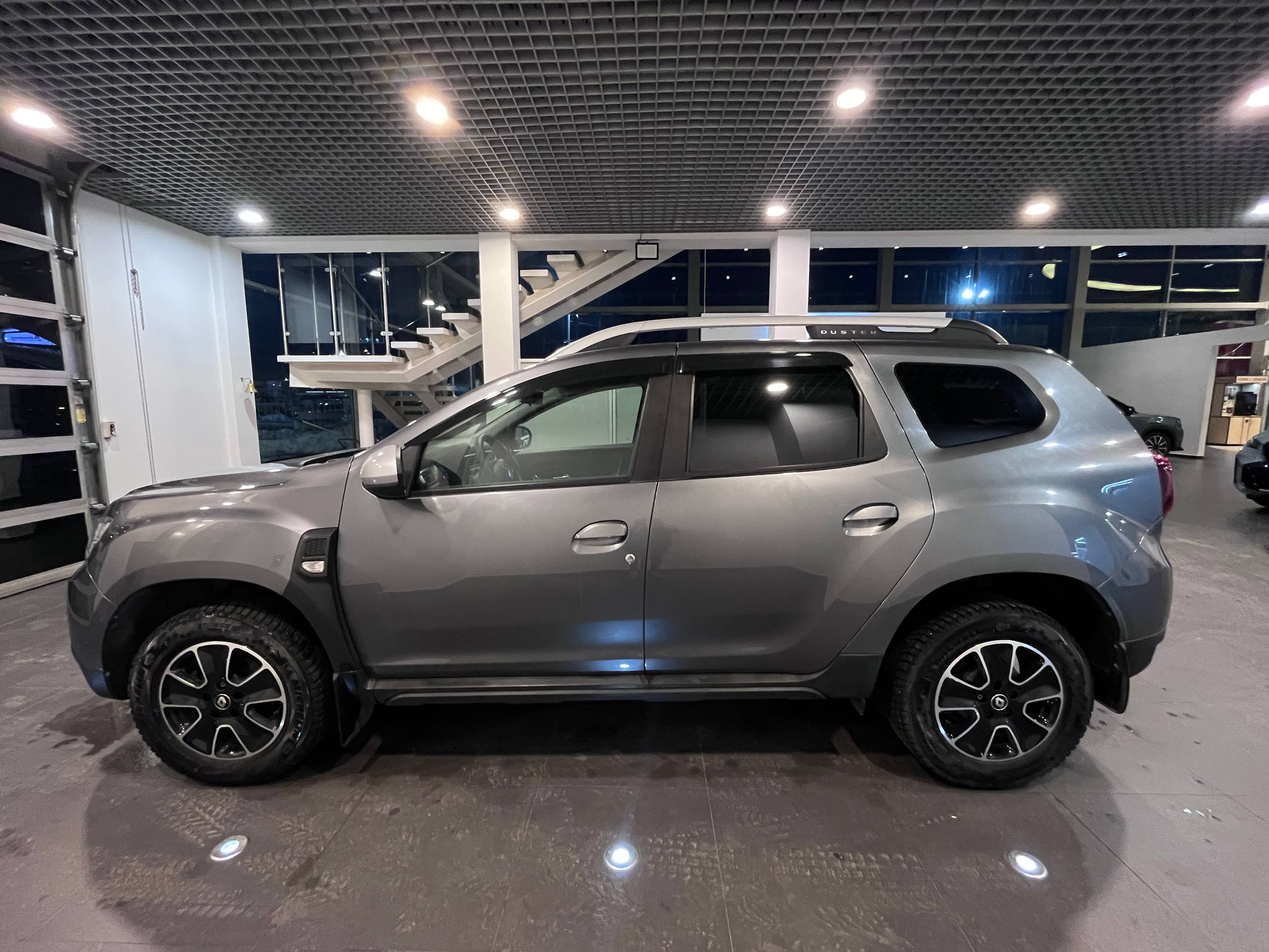 RENAULT DUSTER