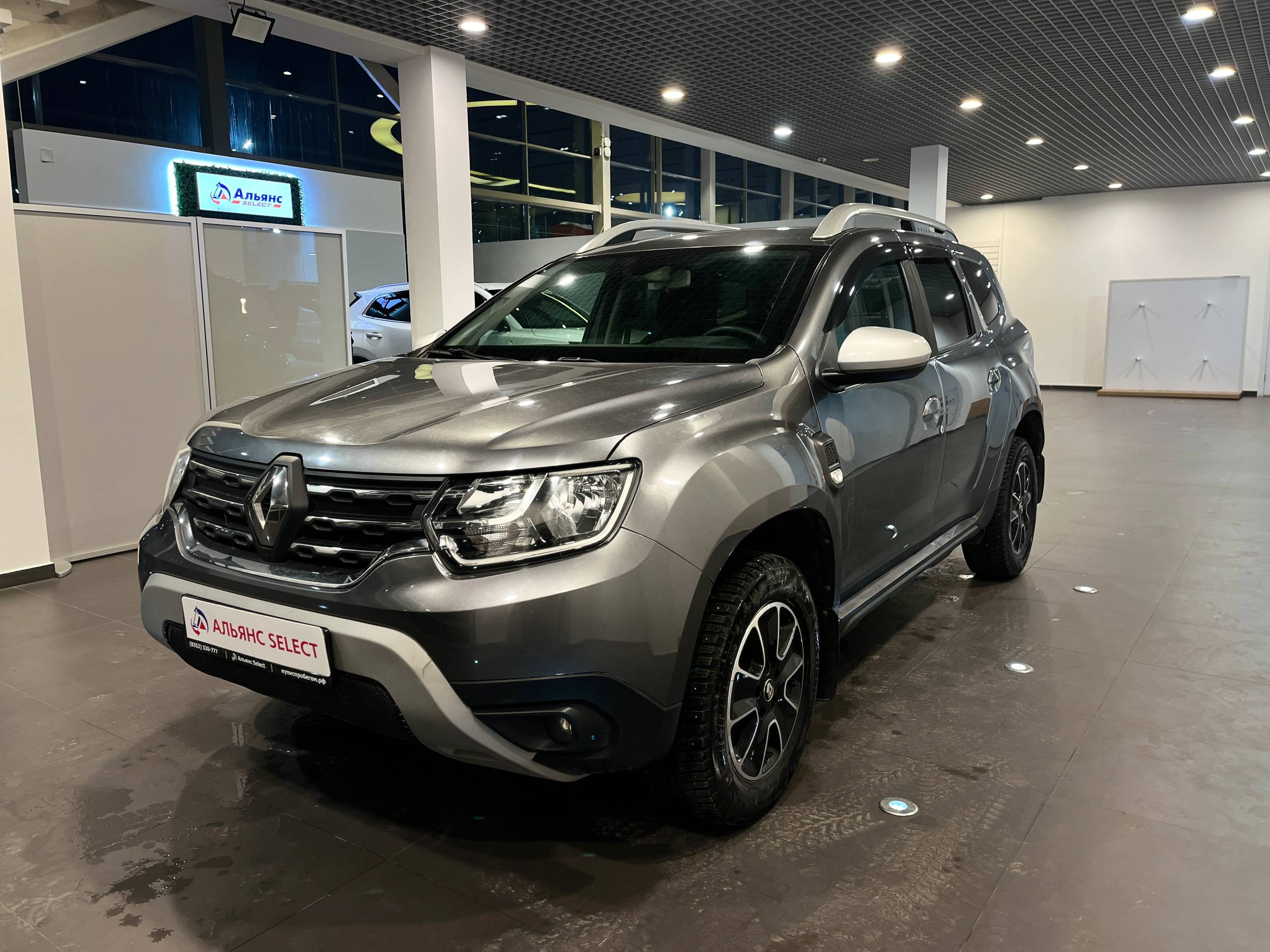 RENAULT DUSTER