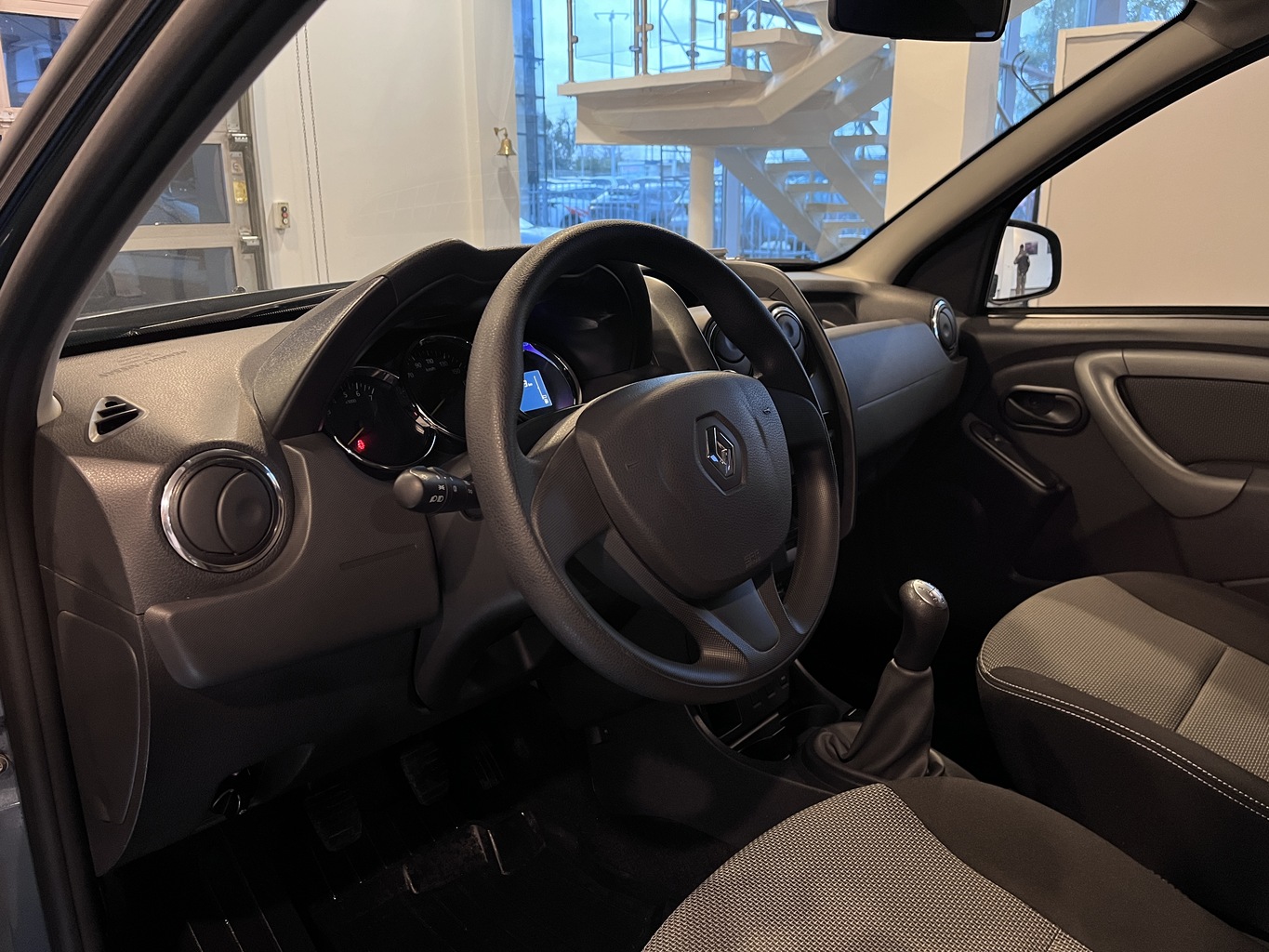 RENAULT DUSTER