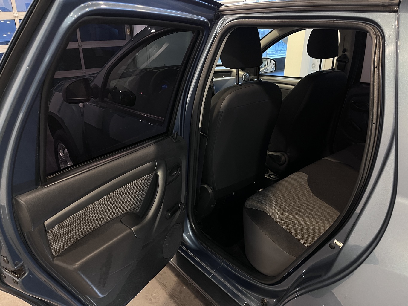 RENAULT DUSTER