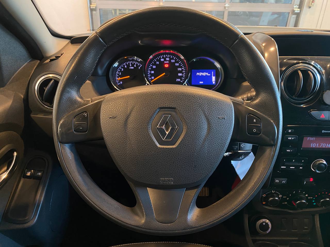 RENAULT DUSTER