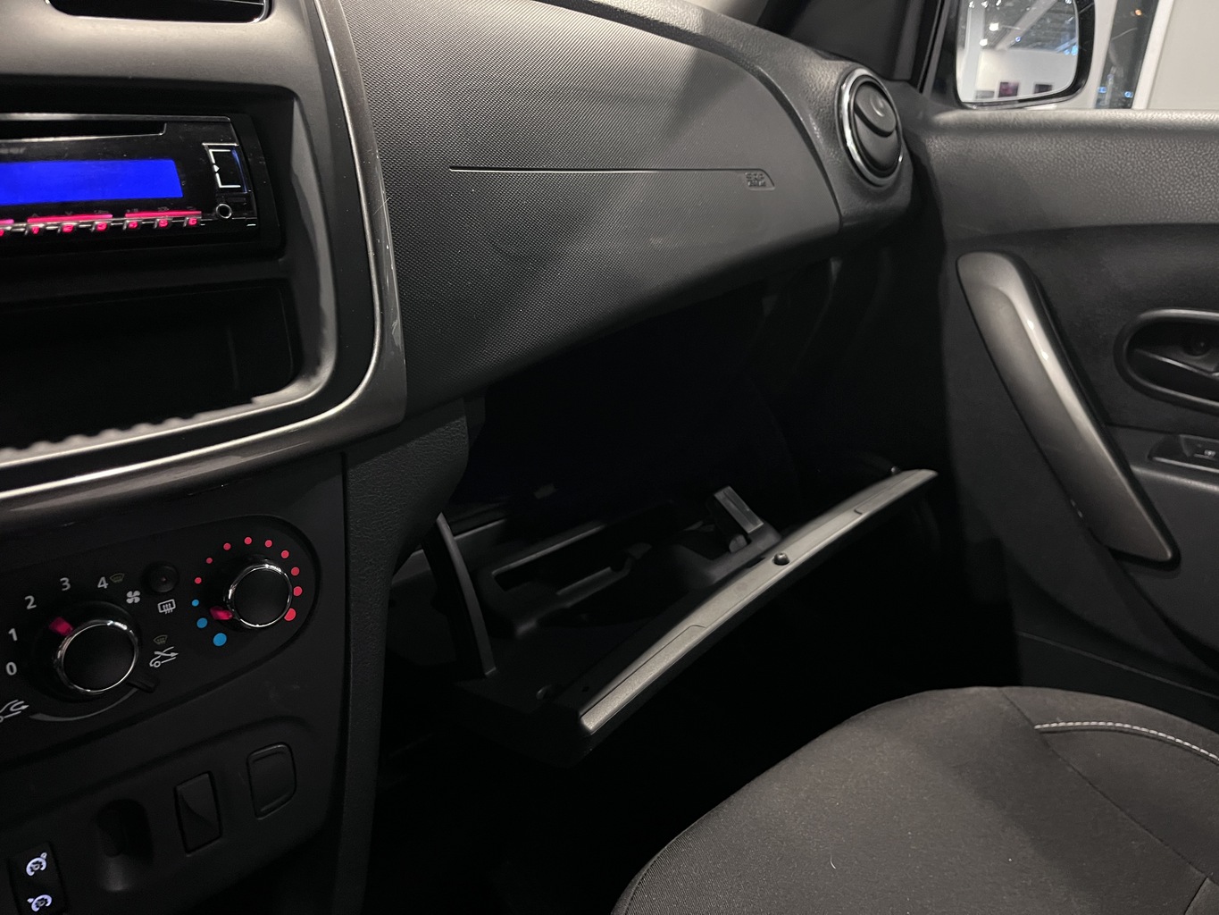 RENAULT SANDERO