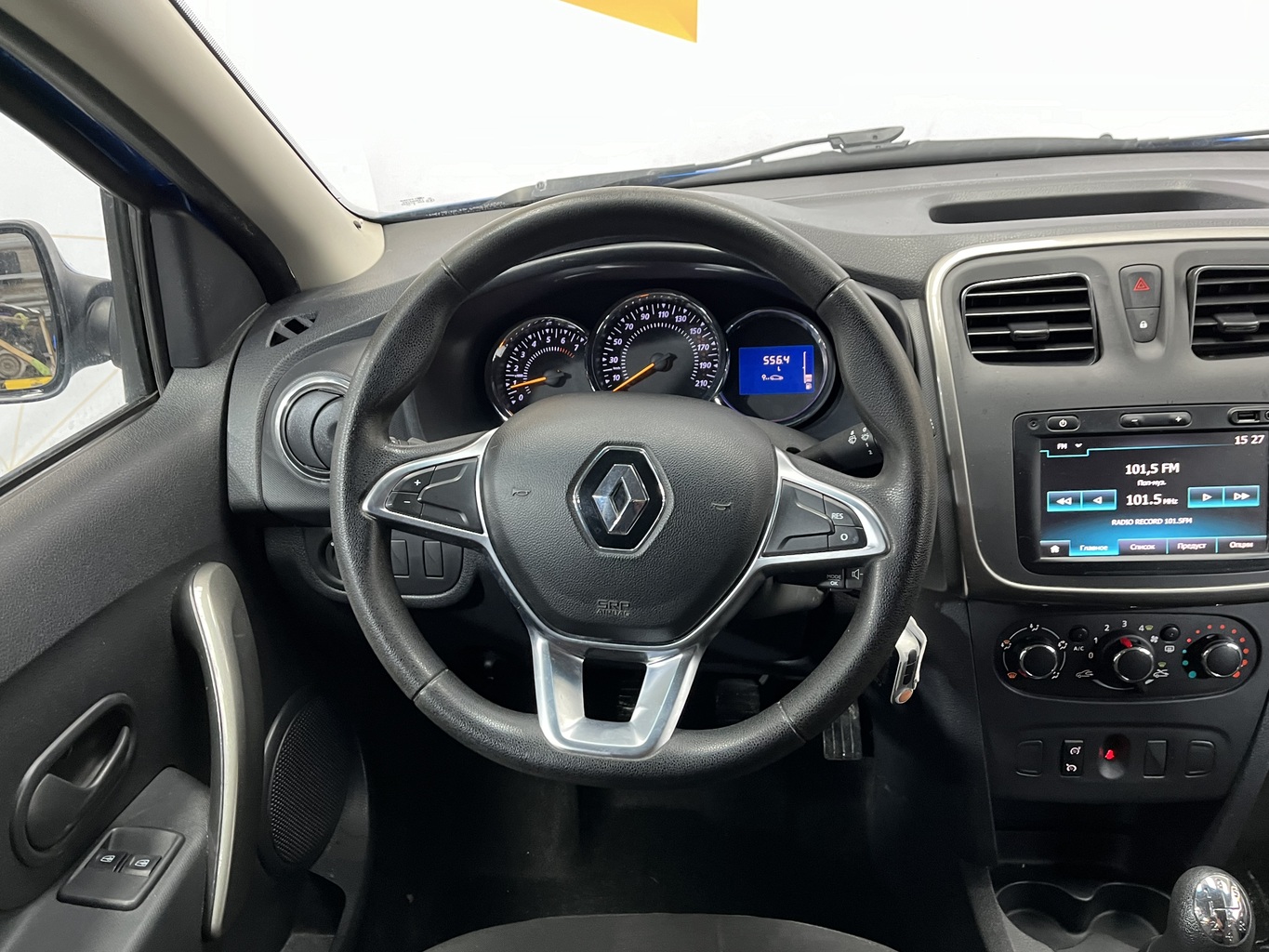 RENAULT SANDERO