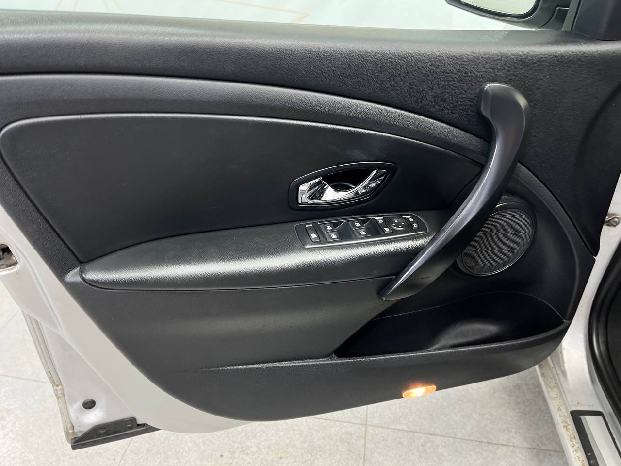 RENAULT FLUENCE