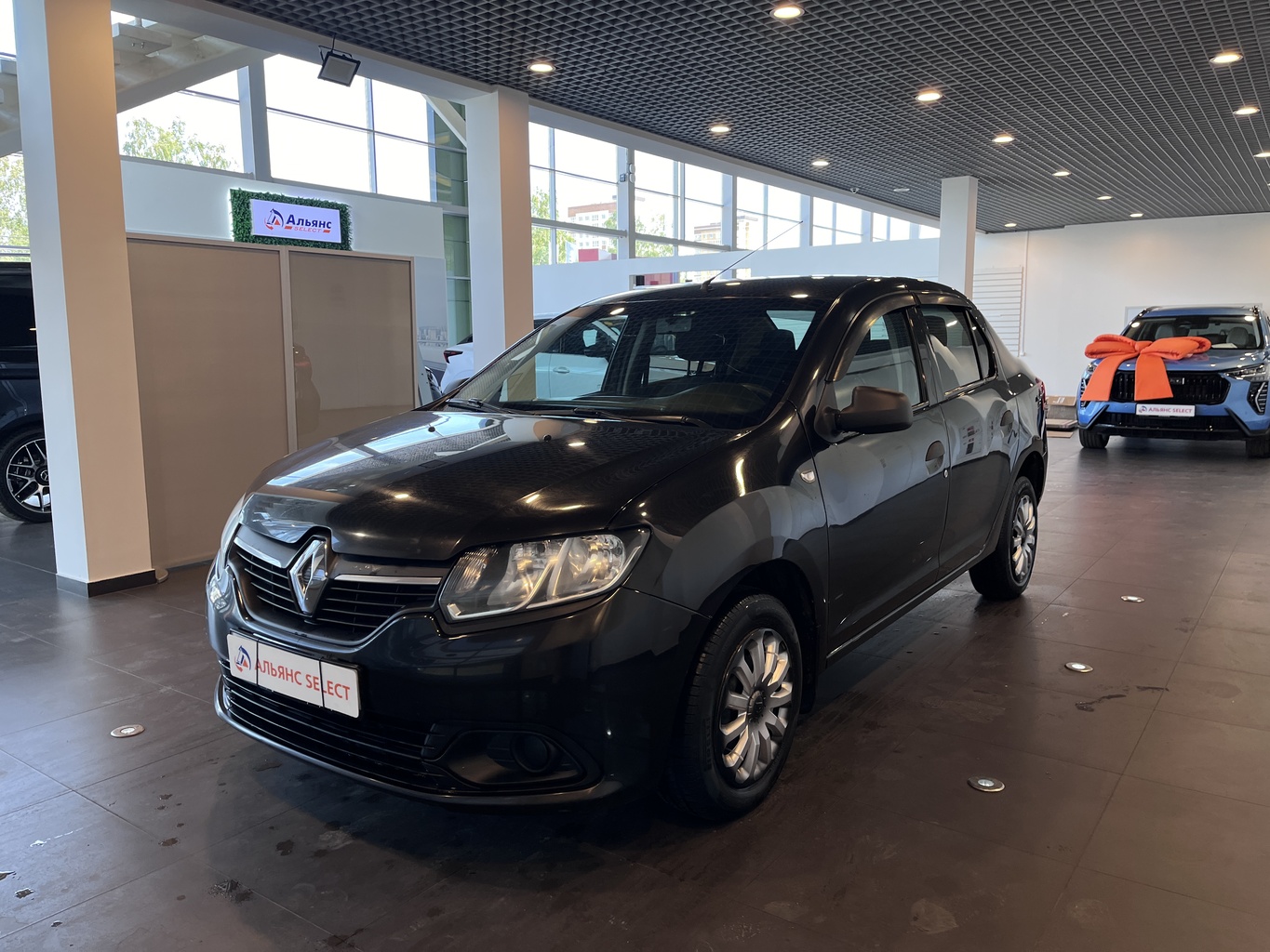 RENAULT LOGAN