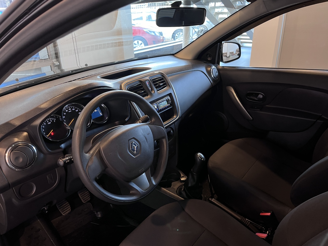 RENAULT LOGAN