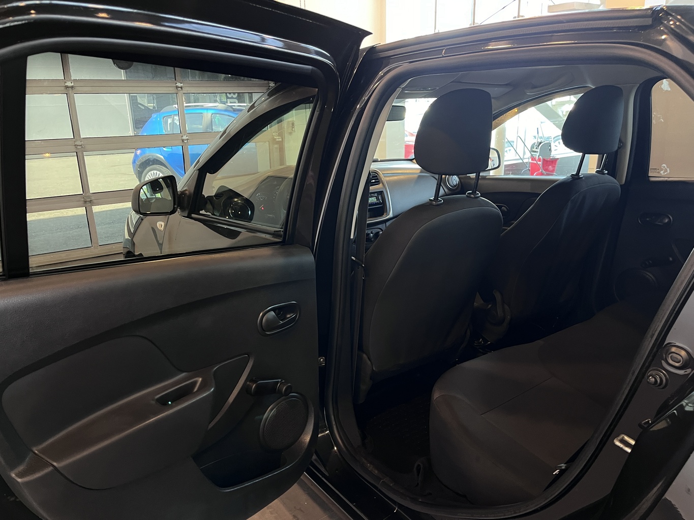 RENAULT LOGAN