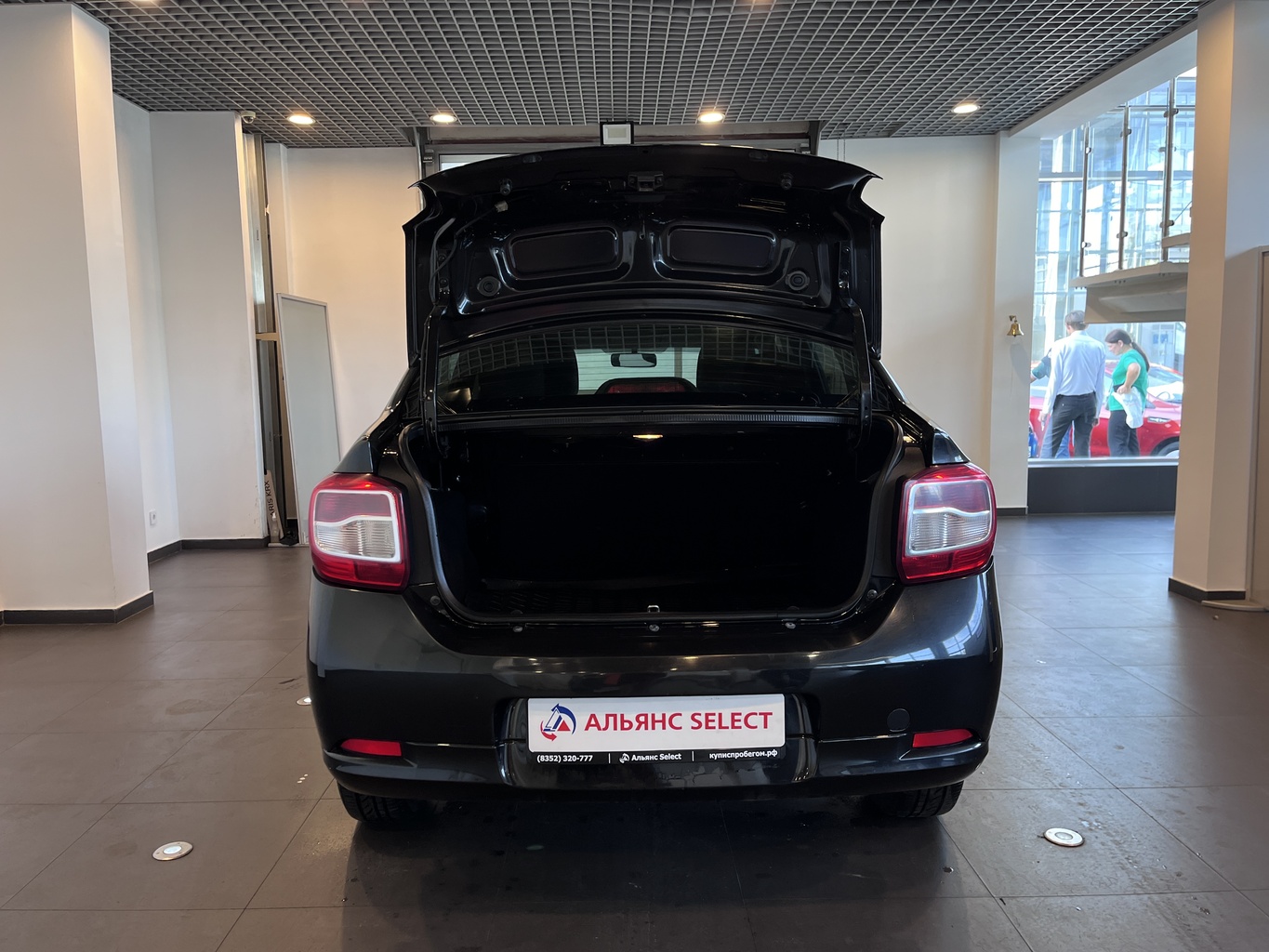 RENAULT LOGAN