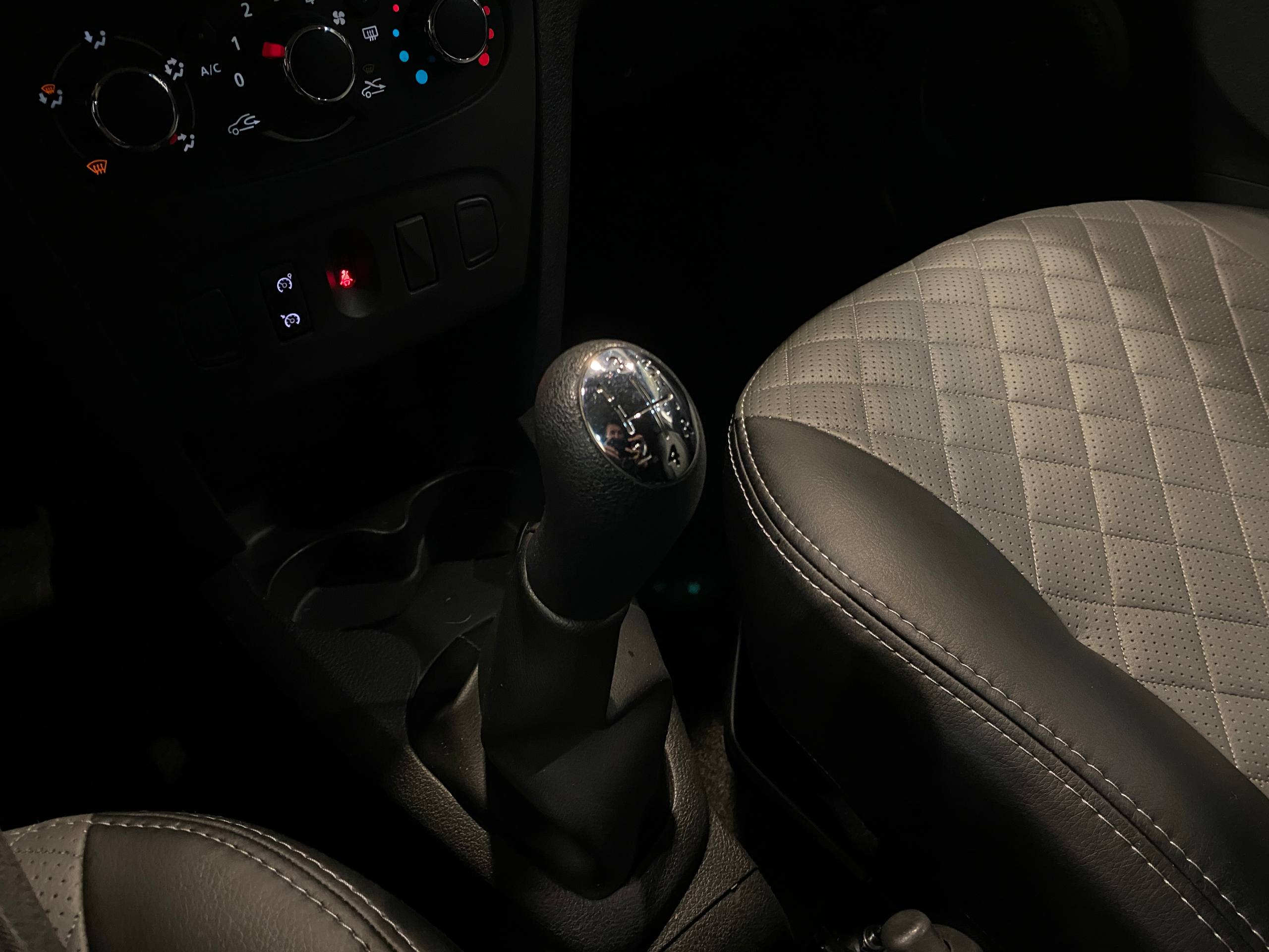 RENAULT SANDERO