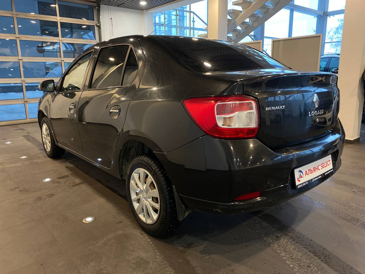 RENAULT LOGAN