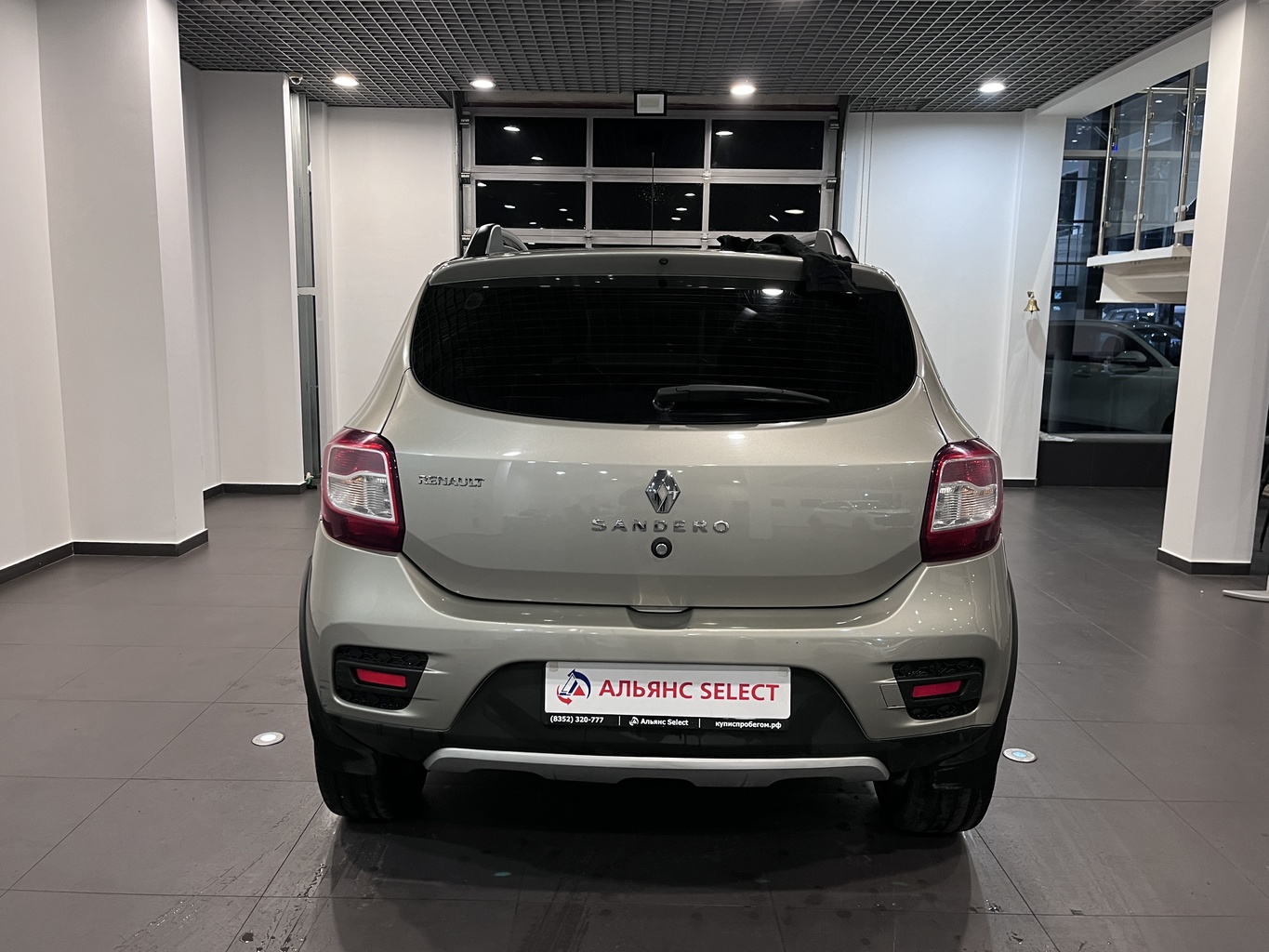 RENAULT SANDERO