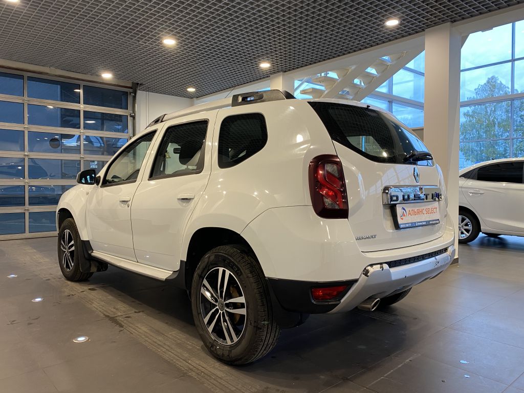 RENAULT DUSTER