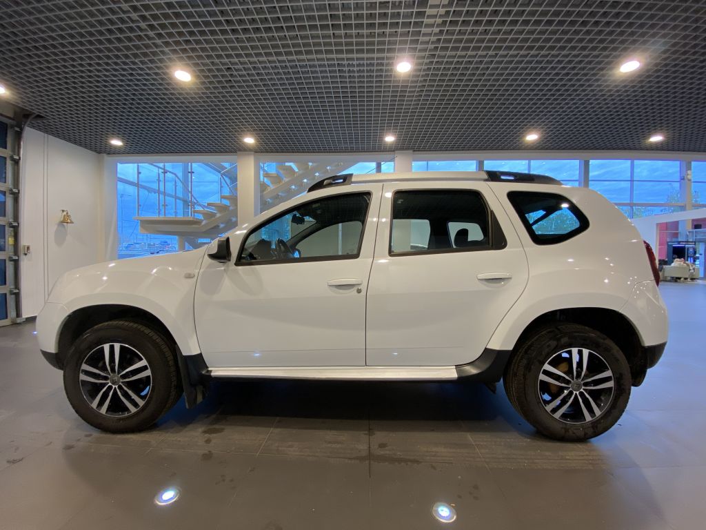 RENAULT DUSTER