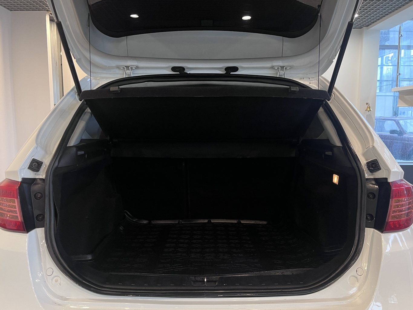 BRILLIANCE V5