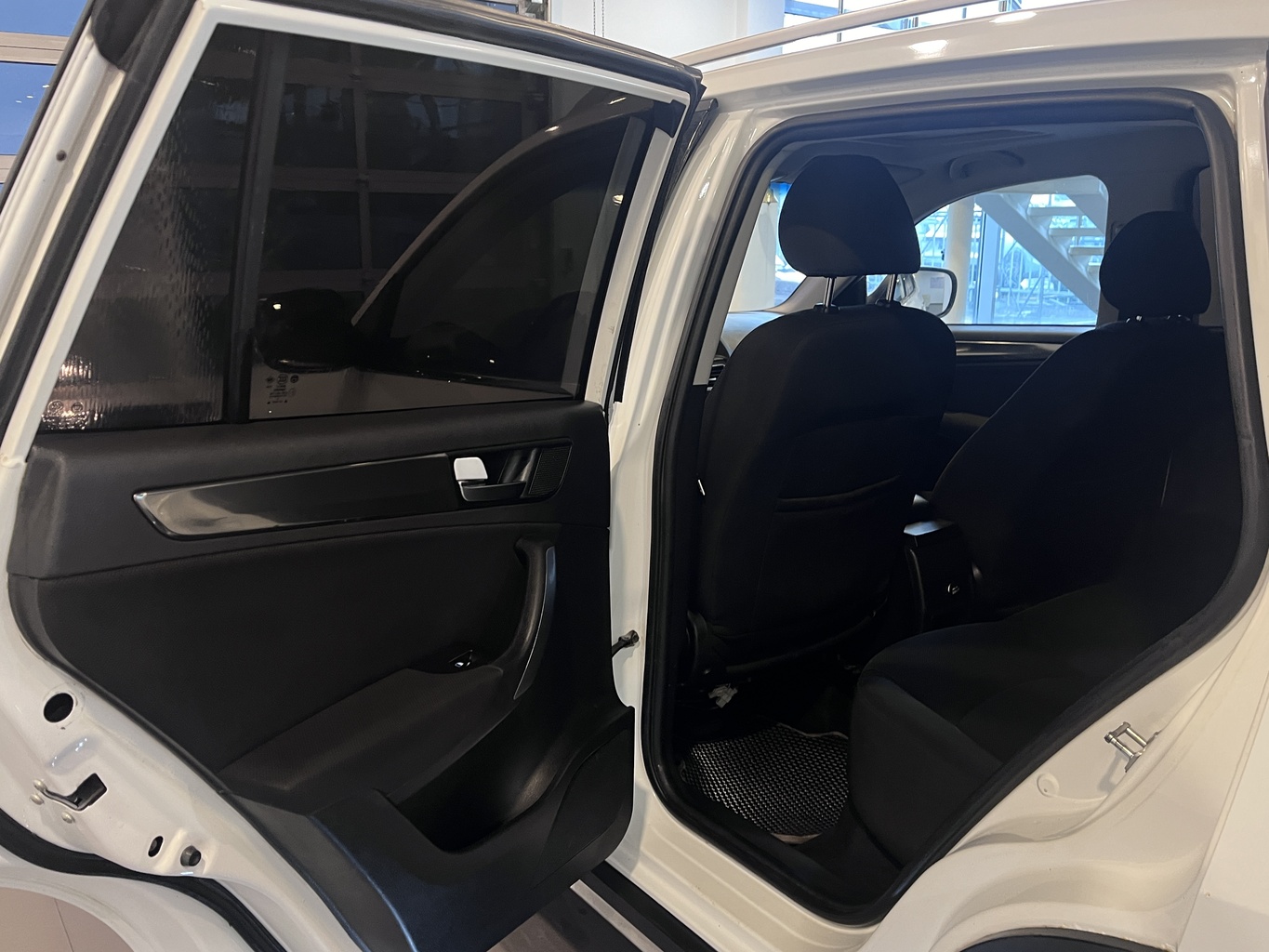 BRILLIANCE V5