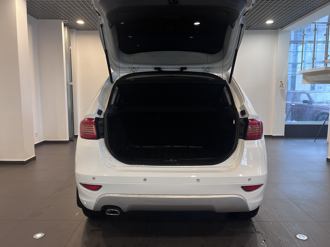 BRILLIANCE V5