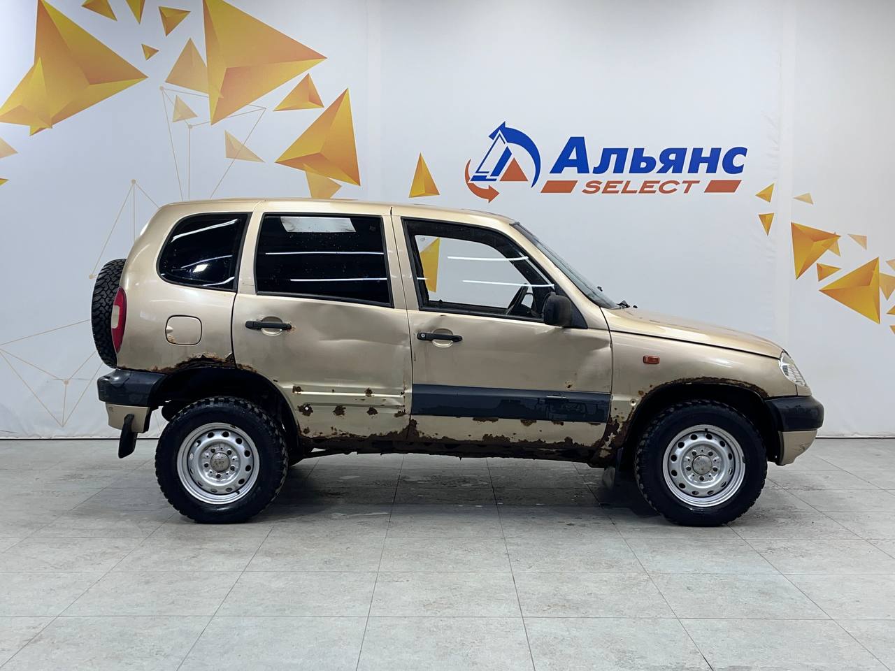 CHEVROLET NIVA