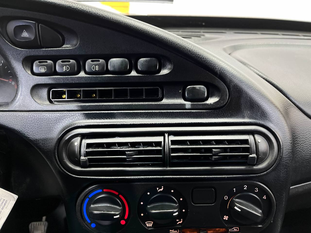 CHEVROLET NIVA