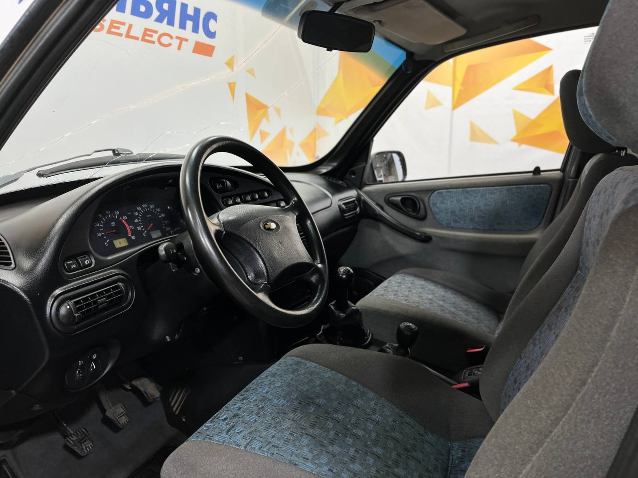 CHEVROLET NIVA