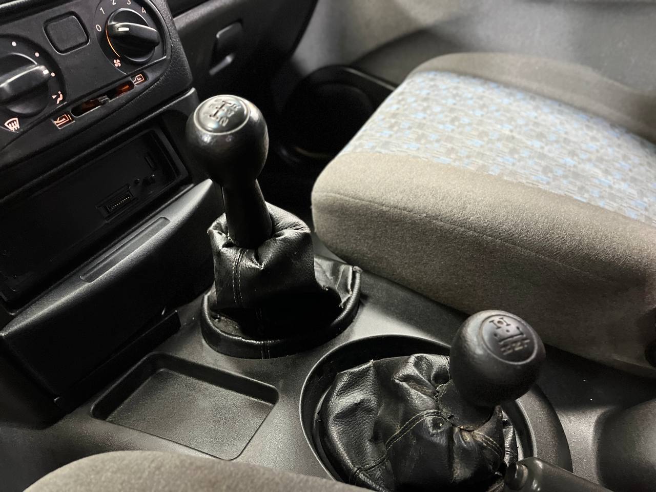 CHEVROLET NIVA