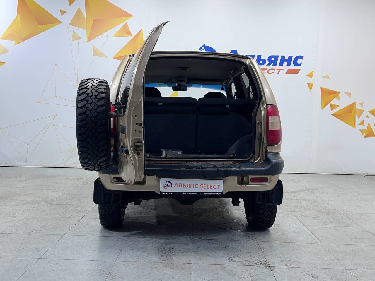 CHEVROLET NIVA