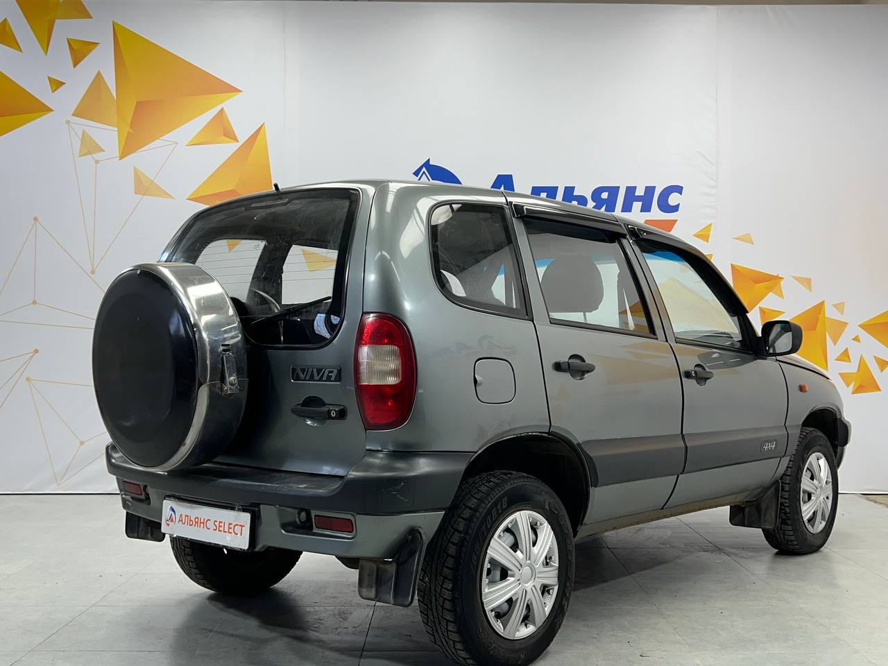 CHEVROLET NIVA