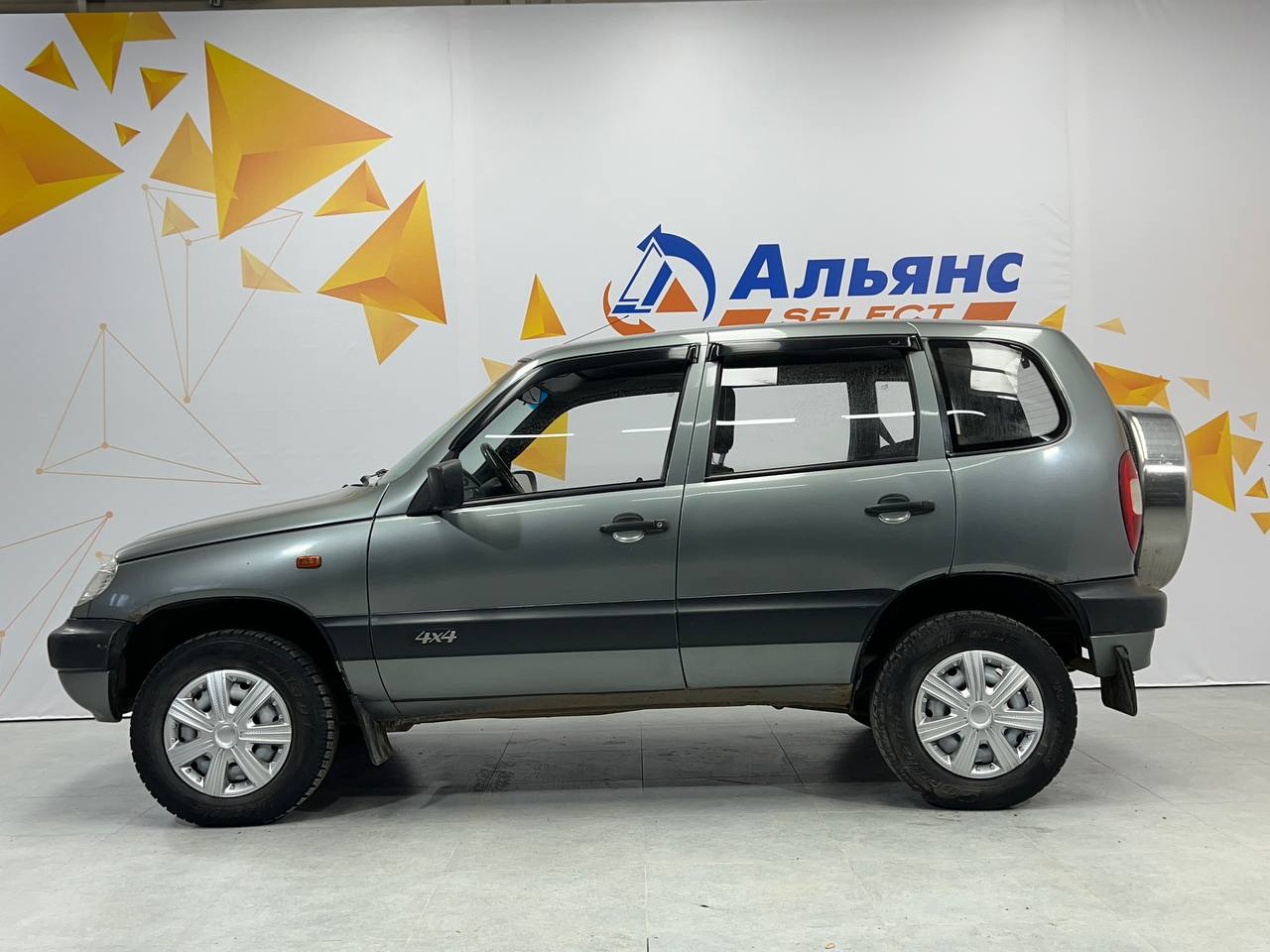 CHEVROLET NIVA