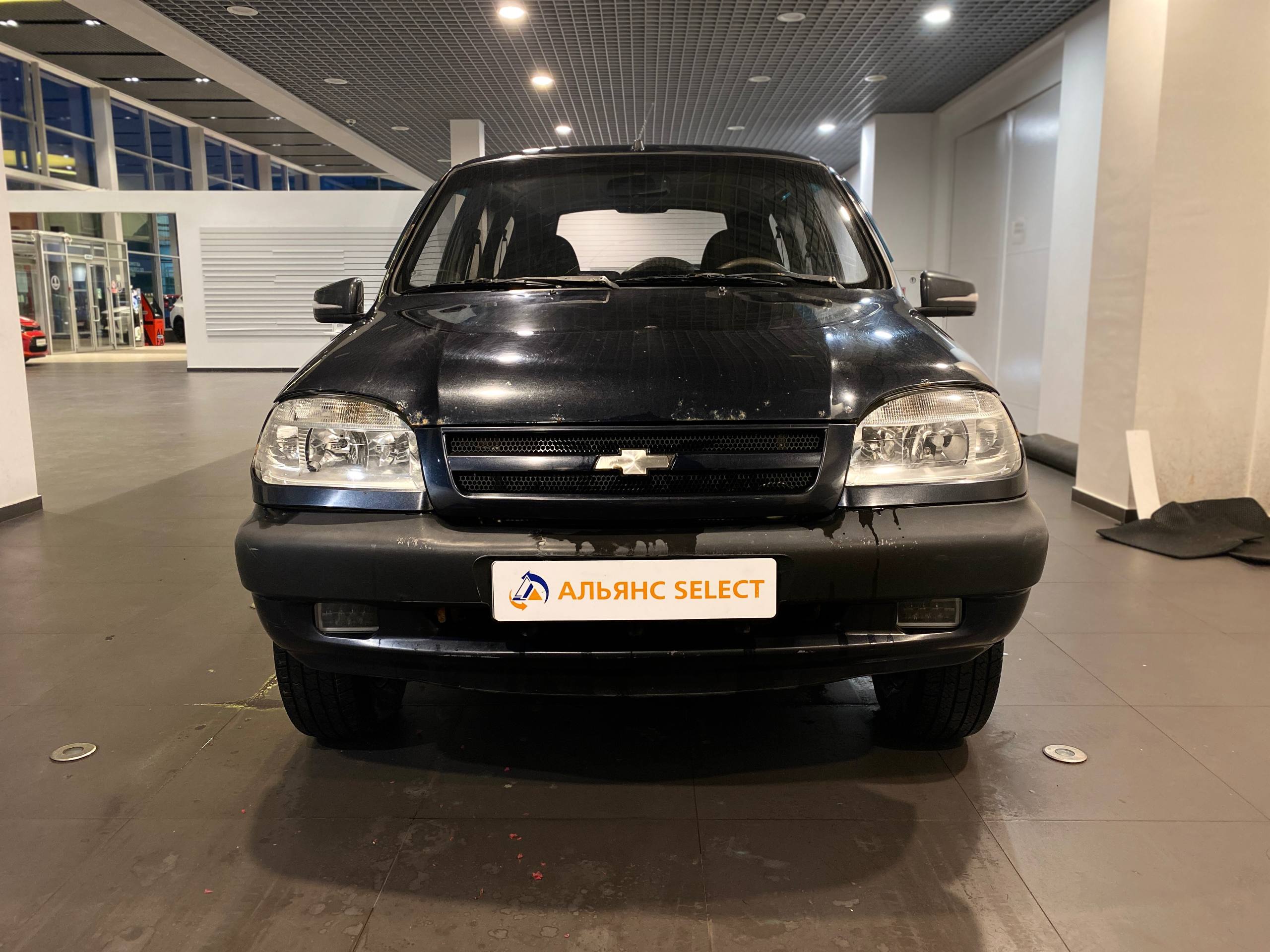 CHEVROLET NIVA