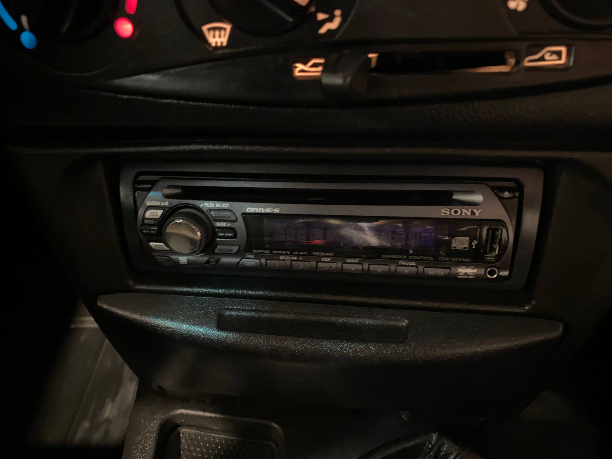 CHEVROLET NIVA