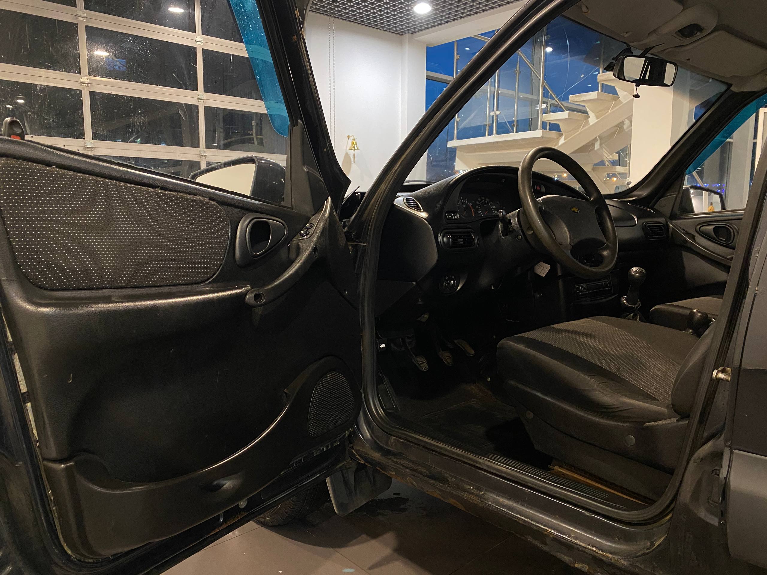 CHEVROLET NIVA