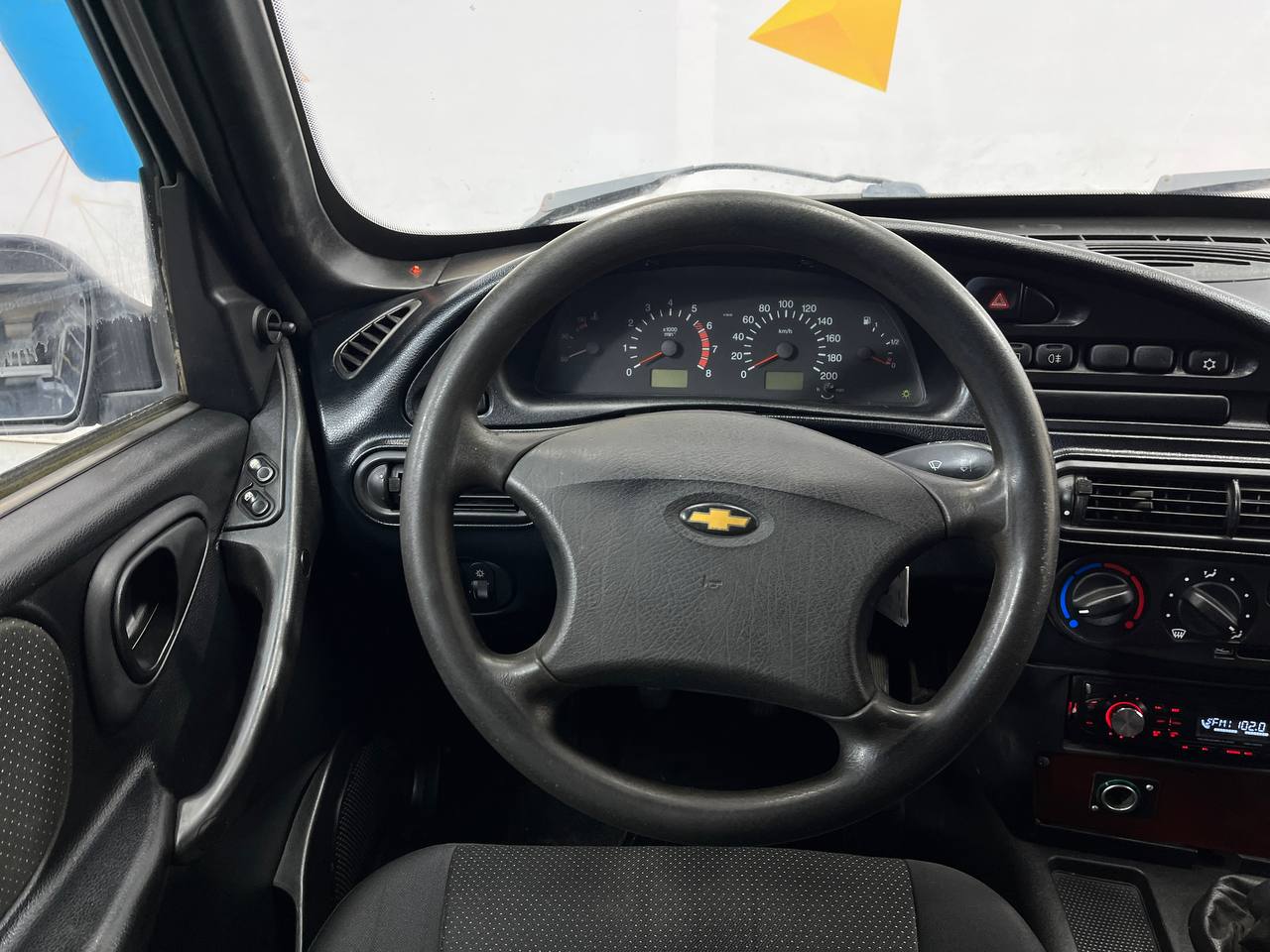 CHEVROLET NIVA
