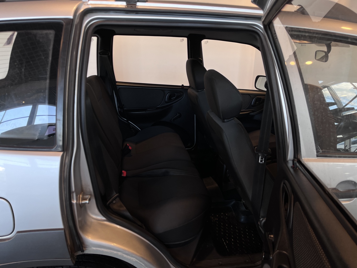 CHEVROLET NIVA
