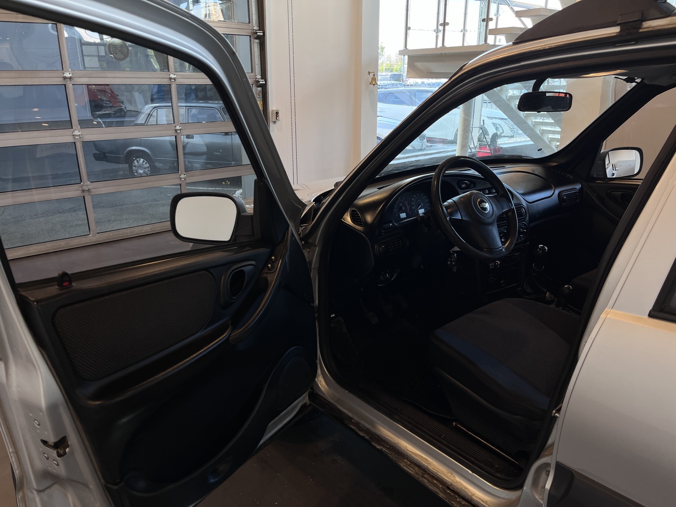 CHEVROLET NIVA
