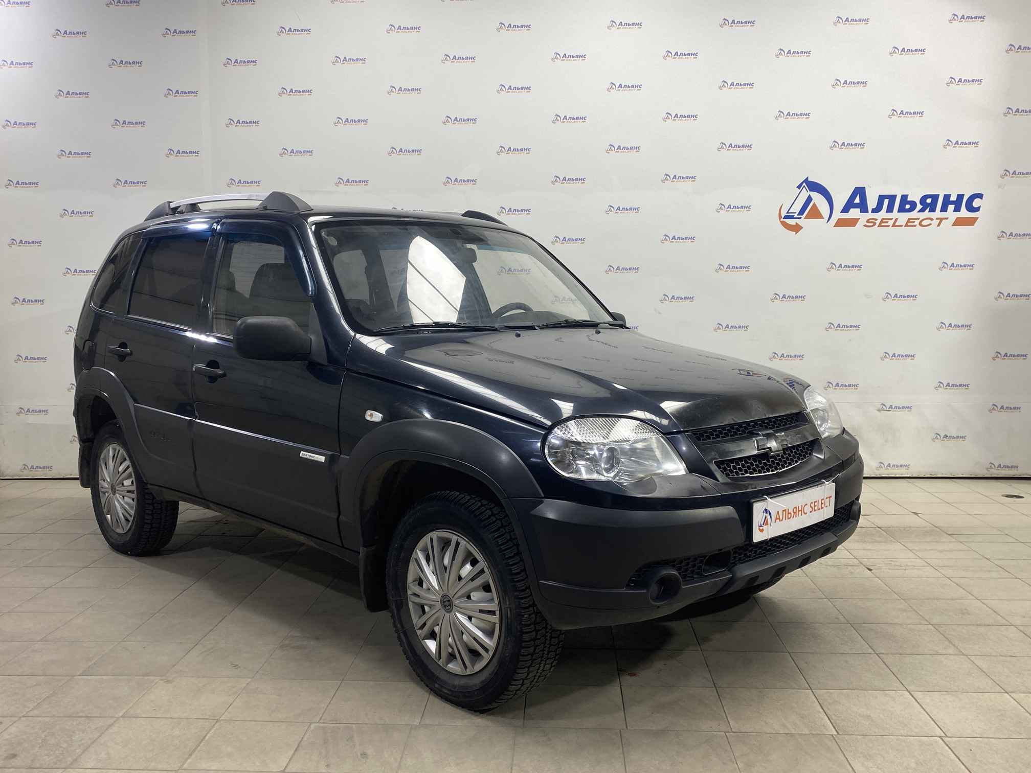 CHEVROLET NIVA