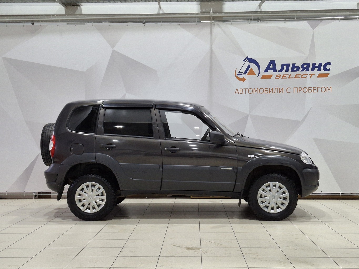 CHEVROLET NIVA
