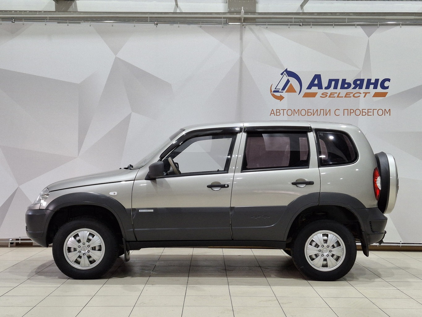 CHEVROLET NIVA