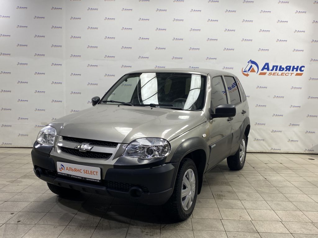 CHEVROLET NIVA