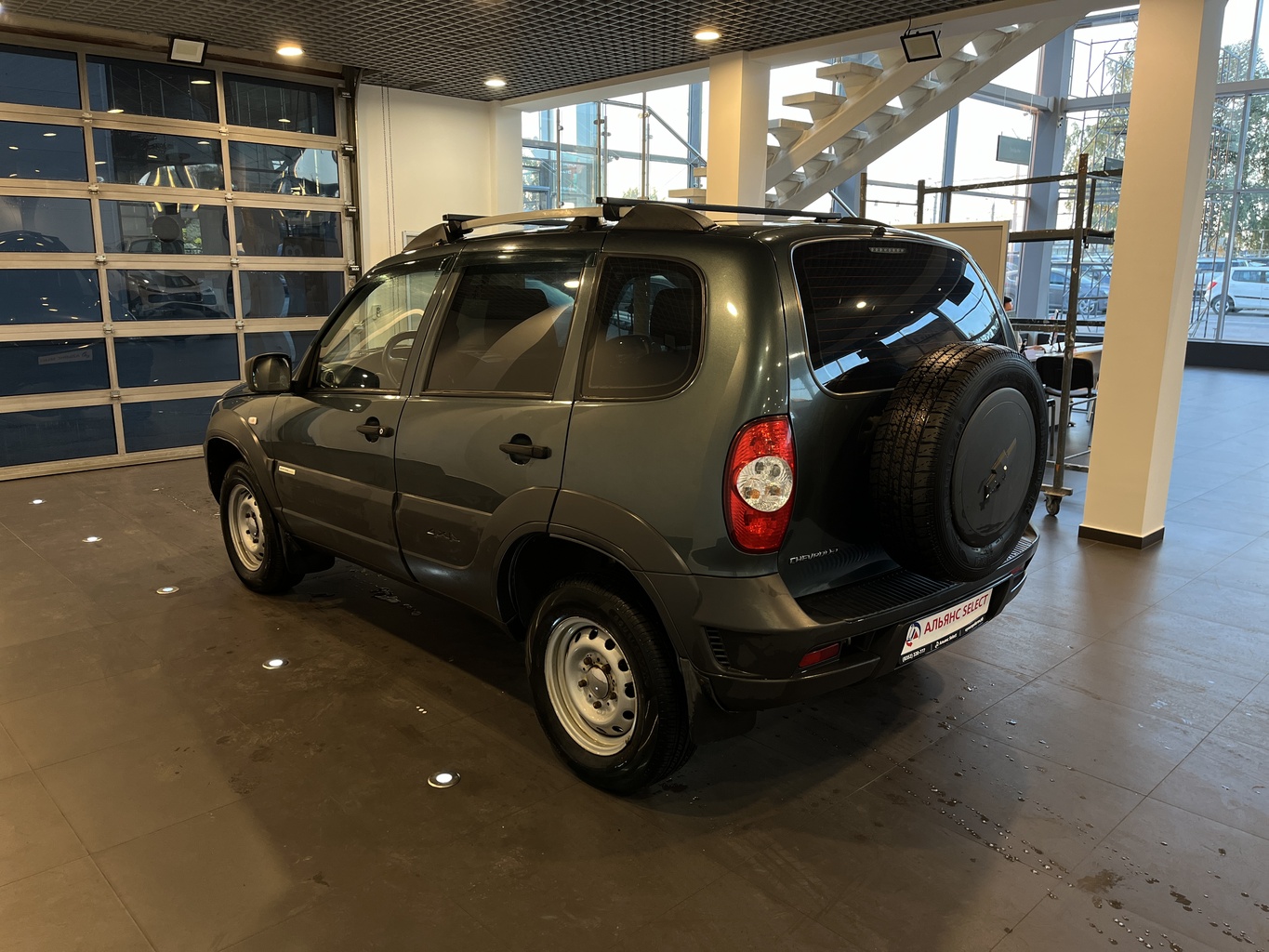 CHEVROLET NIVA