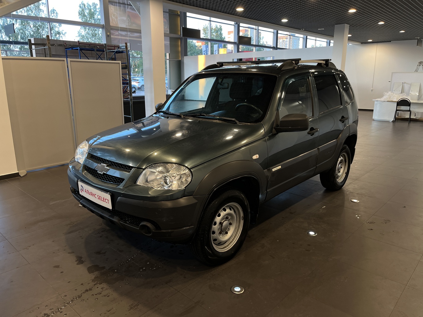 CHEVROLET NIVA