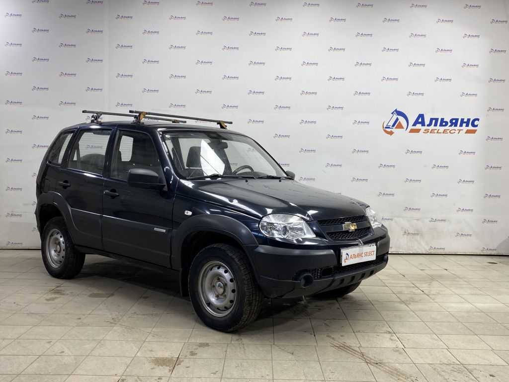 CHEVROLET NIVA