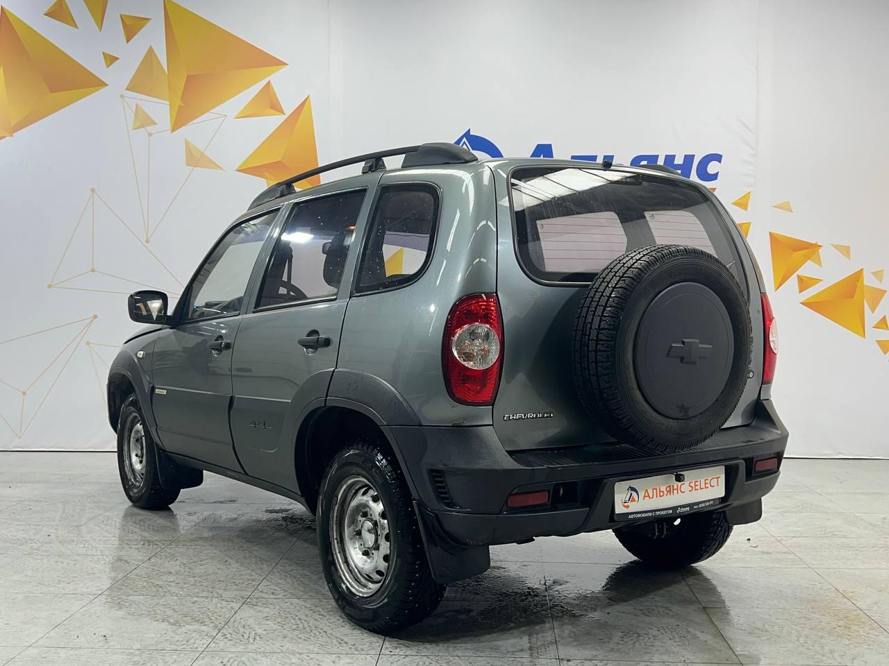 CHEVROLET NIVA