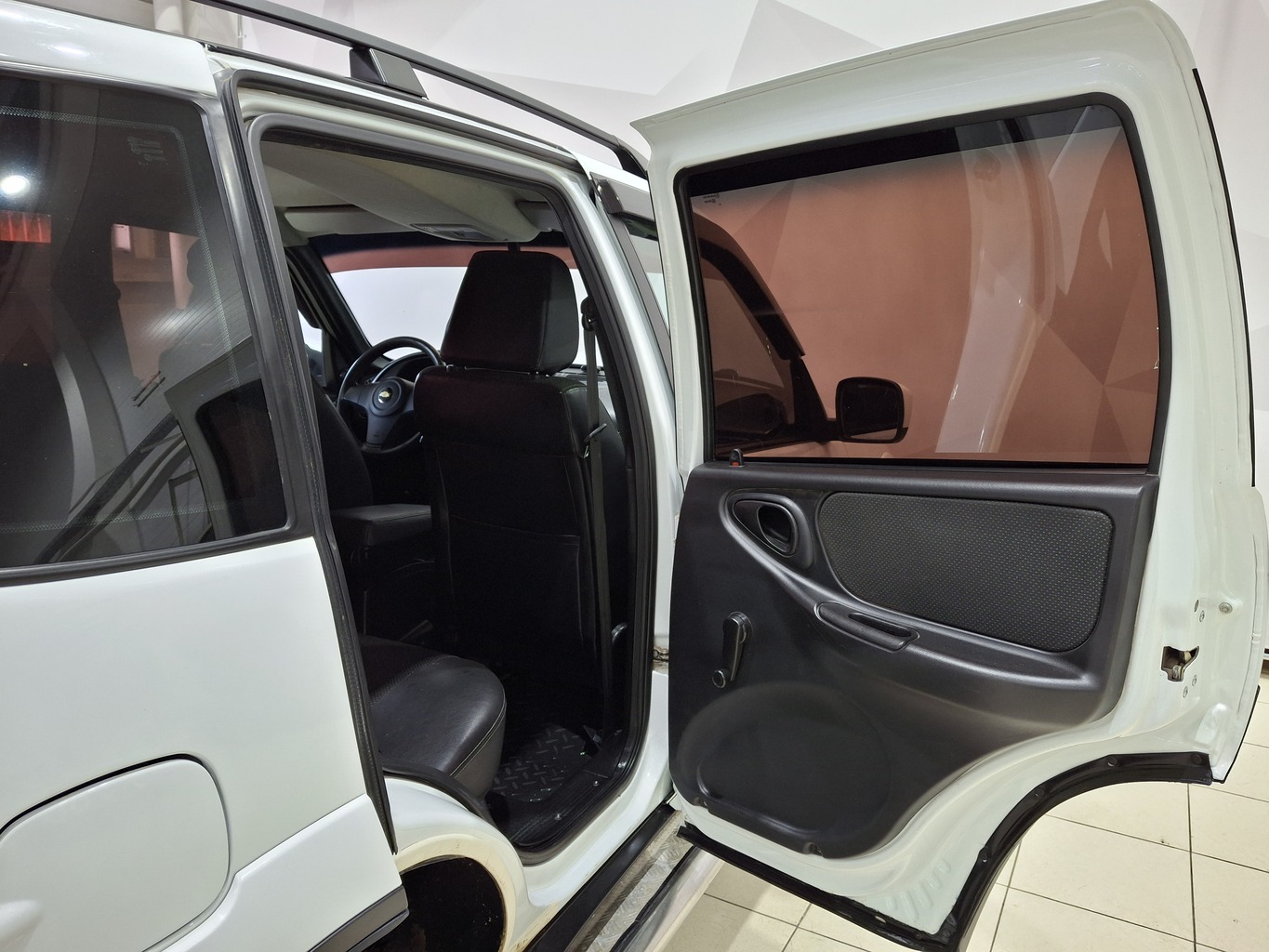CHEVROLET NIVA