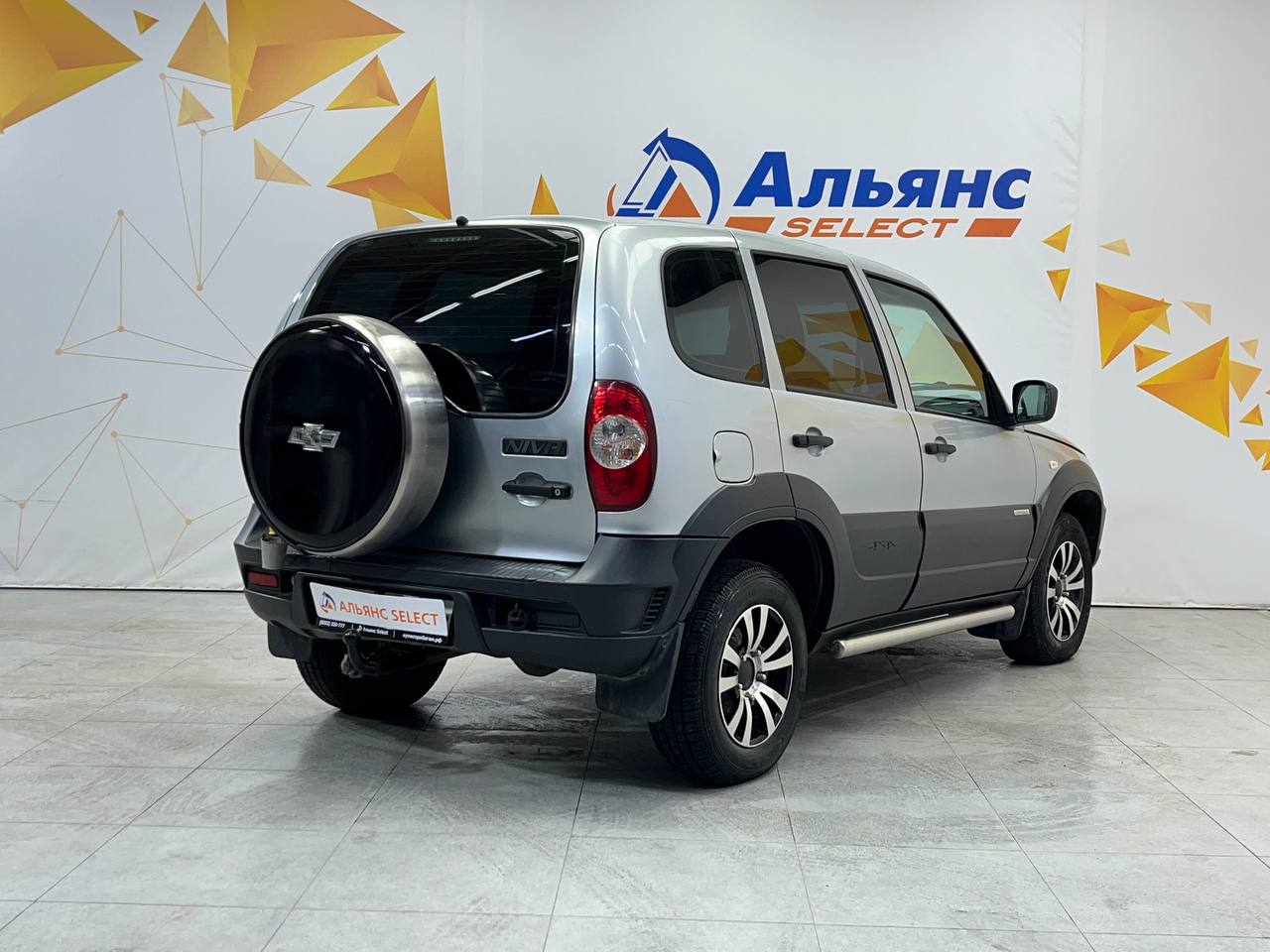 CHEVROLET NIVA