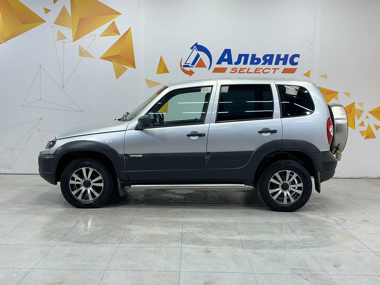 CHEVROLET NIVA