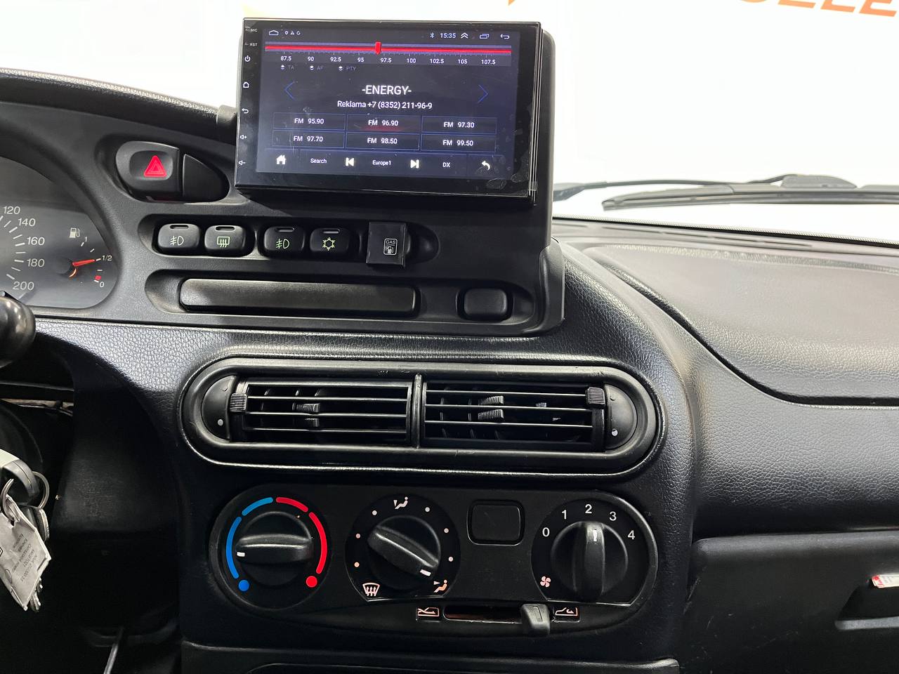 CHEVROLET NIVA