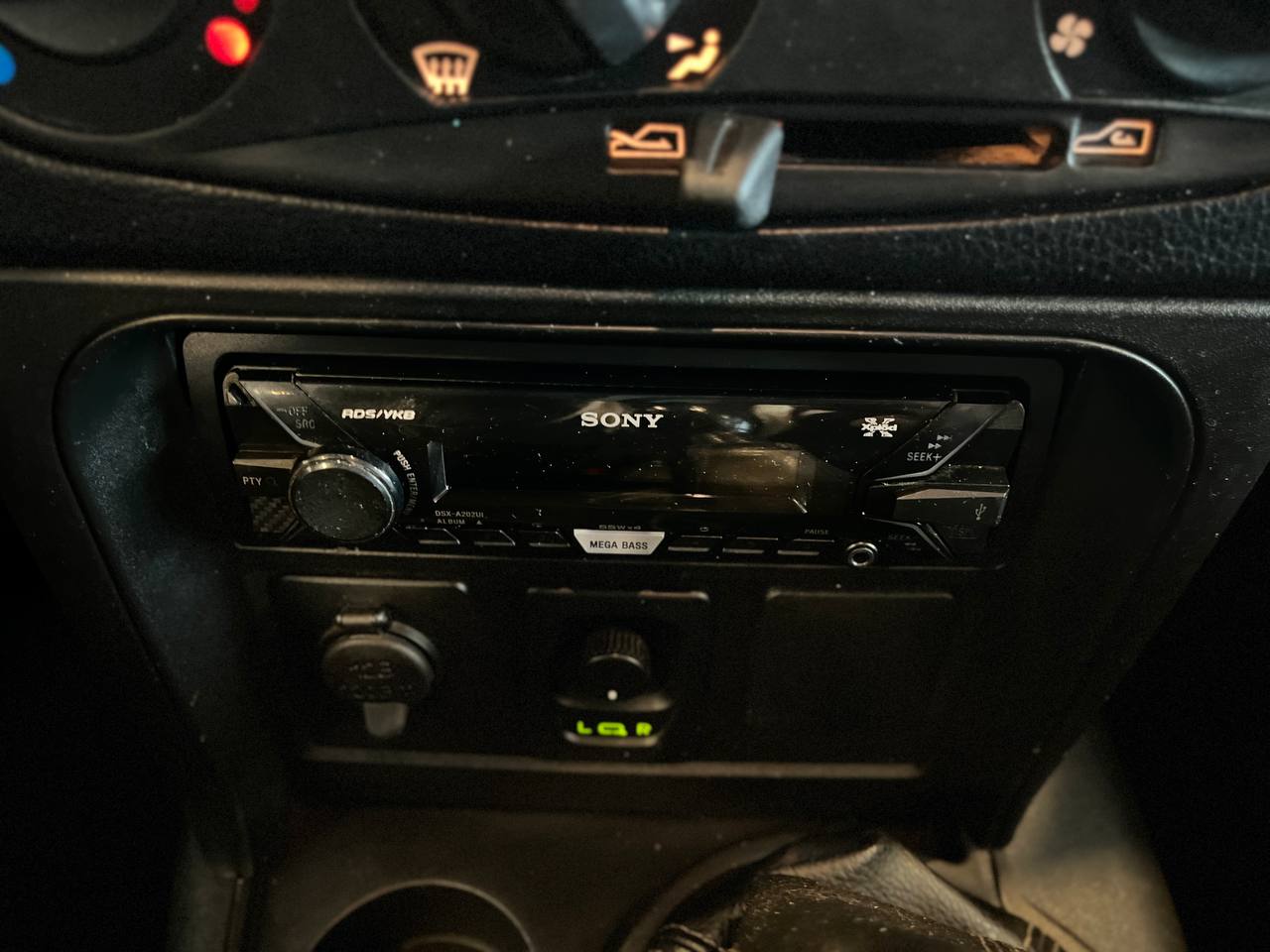 CHEVROLET NIVA