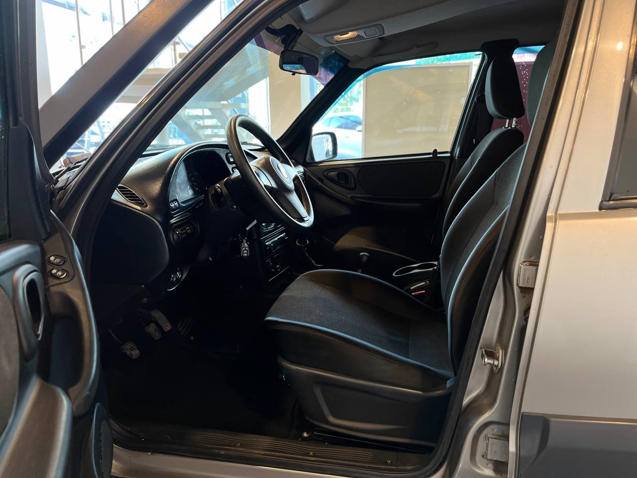 CHEVROLET NIVA
