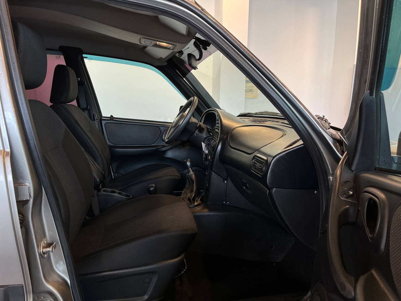 CHEVROLET NIVA